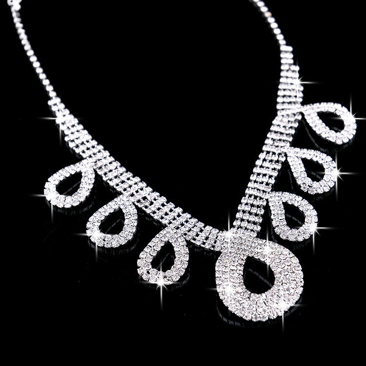 Elegant Necklace & Earrings Bridal Jewelry Set.