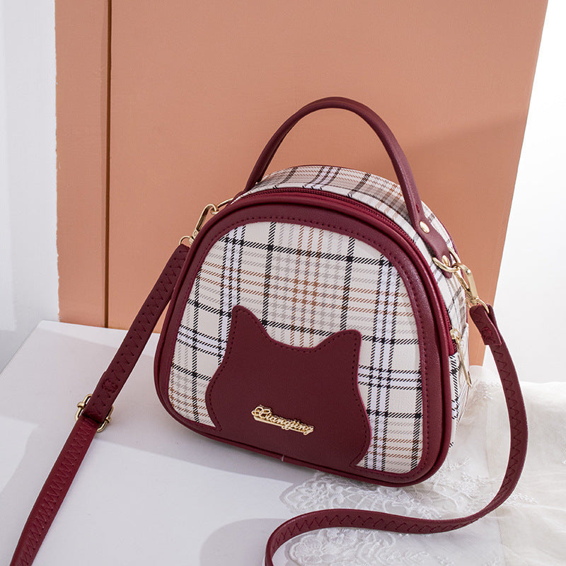 Chic Cat Print Checkered Shoulder Bag – Stylish & Spacious.