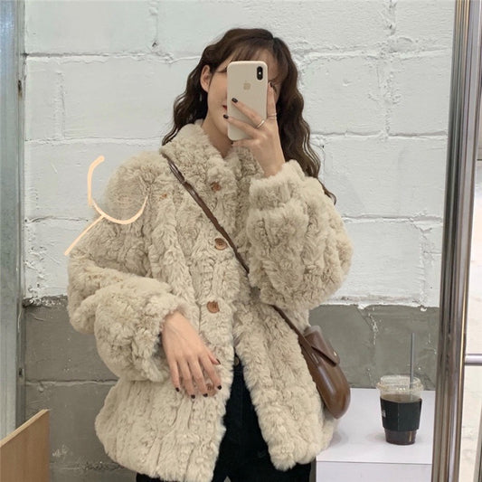 Slimming Faux Lamb Fur Coat - Chic & Cozy Outerwear