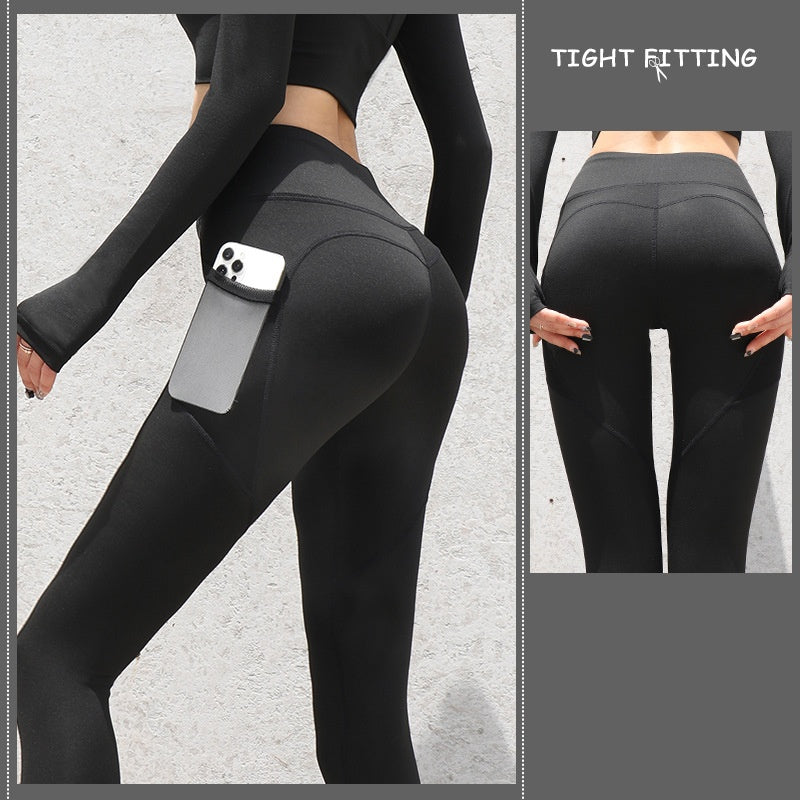 Sculpt & Move: Seamless High-Waist Leggings with Pockets for Gym & Yoga.